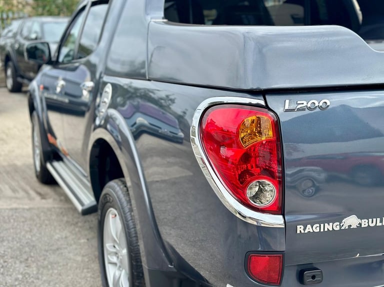 2010 Mitsubishi L200 Double Cab DI-D Raging Bull 4WD 134Bhp PICK UP Diesel Manual