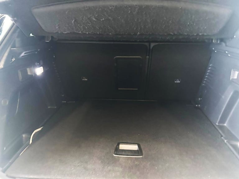 2018 Peugeot 3008 1.2 PureTech GT Line SUV 5dr Petrol Manual Euro 6 (s/s) (130 ps) 1 FORMER O HAT...