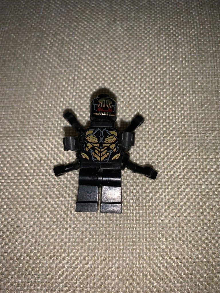 image for Lego Marvel Outrider MiniFigure IP1