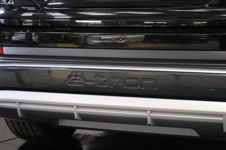 2023 Audi Q4 e-tron 35 S line SUV 5dr Auto 55kWh (APPLE CAR PLAY) ESTATE ELECTRIC Automatic