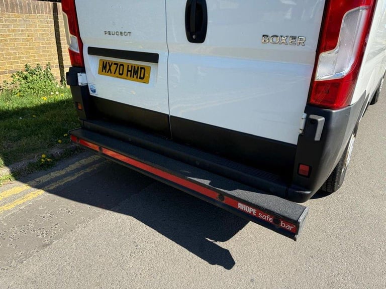 2020 70 PEUGEOT BOXER 2.2 BLUEHDI 335 PROFESSIONAL140BHP L2 H2 FRIDGE FREEZER VA