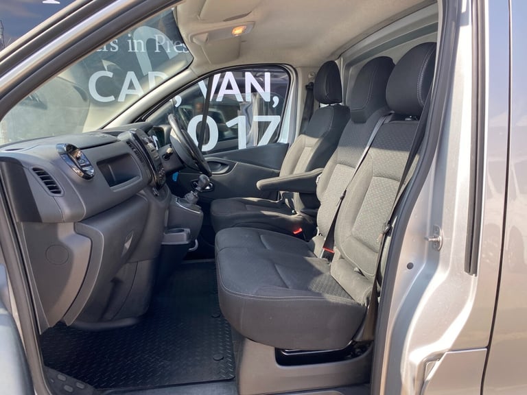 2017 Vauxhall Vivaro 2900 1.6CDTI 120PS SPORTIVE L2 LWB PANEL VAN 54K FULL SERVICE 12M MOT AC CR ...