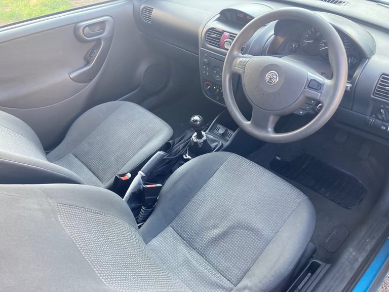 VAUXHALL CORSA 1.2 PETROL ULEZ FREE CHEAP RUN ABOUT 