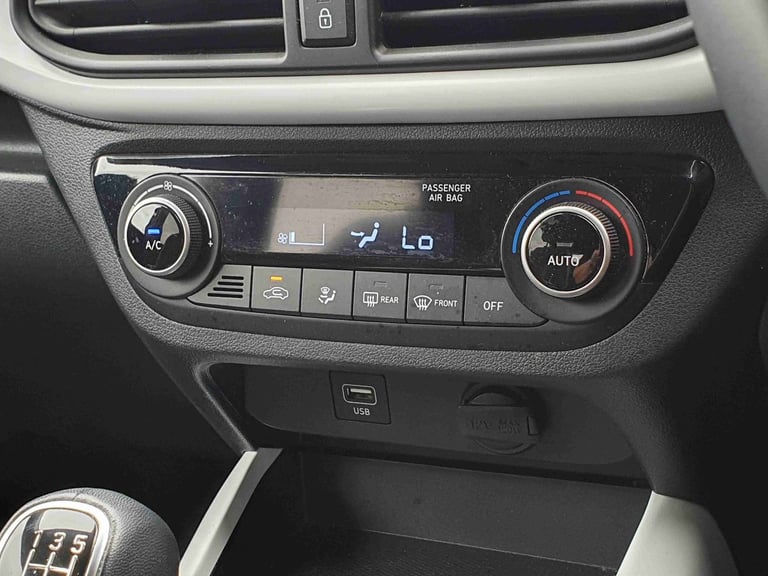2022 Hyundai i10 1.2 MPi Premium 5dr Hatchback Petrol Manual