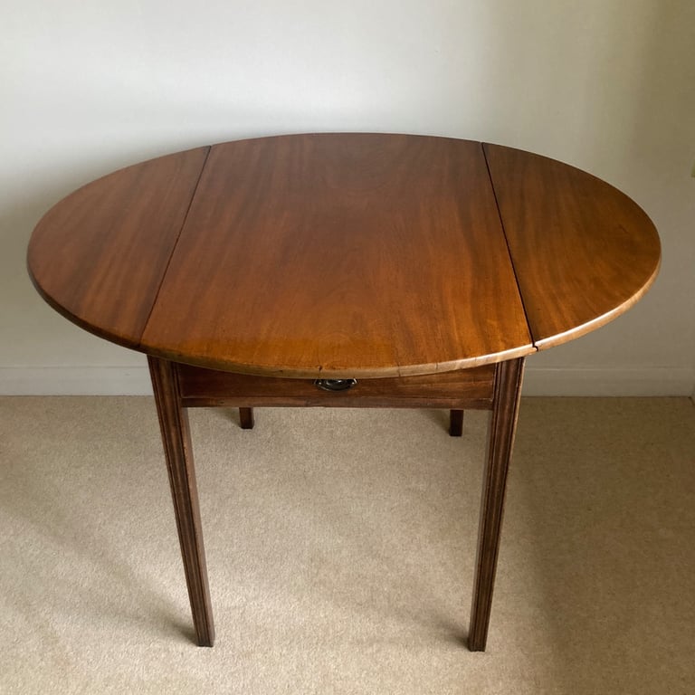 Georgian Oval Pembroke Table