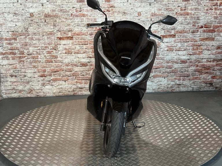 HONDA PCX125 - 2018 Petrol Automatic in Black