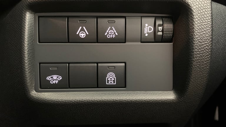 2025 Citroen C5 Aircross 1.5D Max Edition 5dr Auto HATCHBACK DIESEL Automatic
