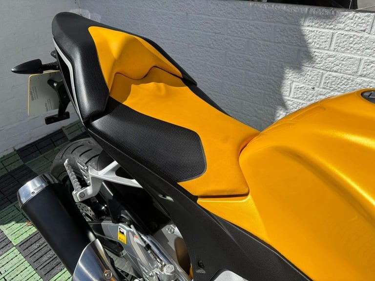 2012 Aprilia Tuono 1100 V4 999 R APRC