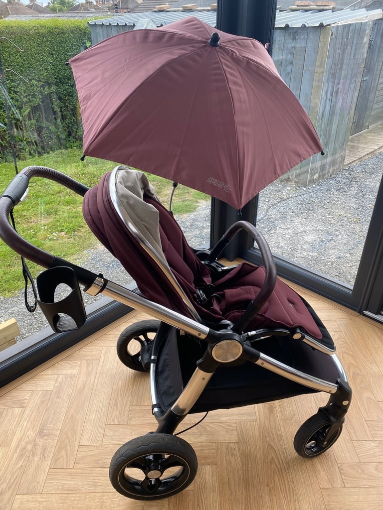 Mamas & Papps Mulberry Ocarro pram and carry tot bundle