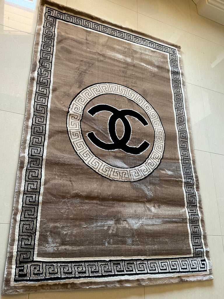 Brand new beautiful luxury channel rugs capuchino size 180x120cm £65