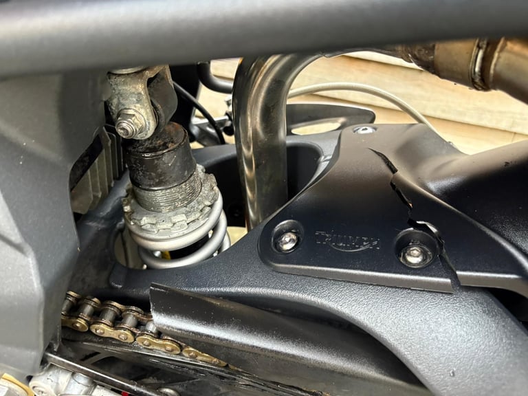 2011 // 11 Triumph Street Triple 675 £2800 Red 21813 miles.