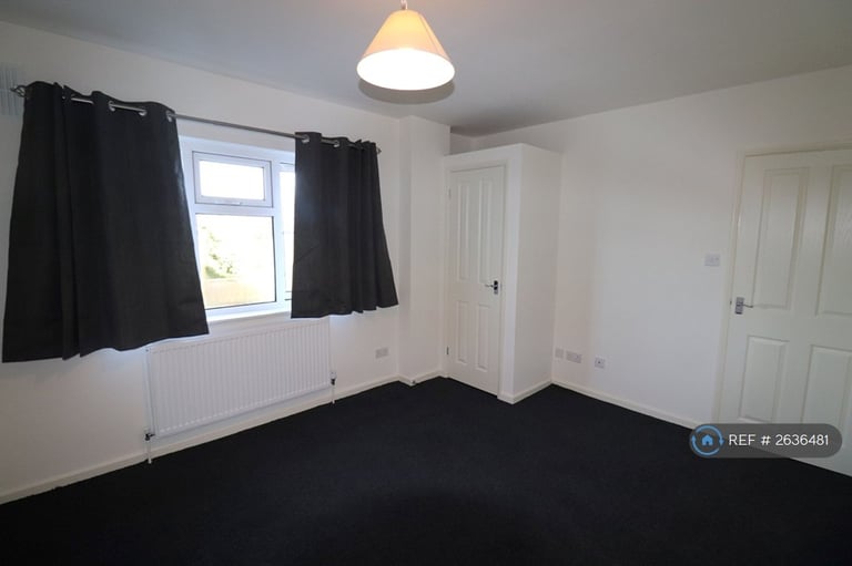3 bedroom house in Fullingdale Road, Northampton, NN3 (3 bed) (#2636481)