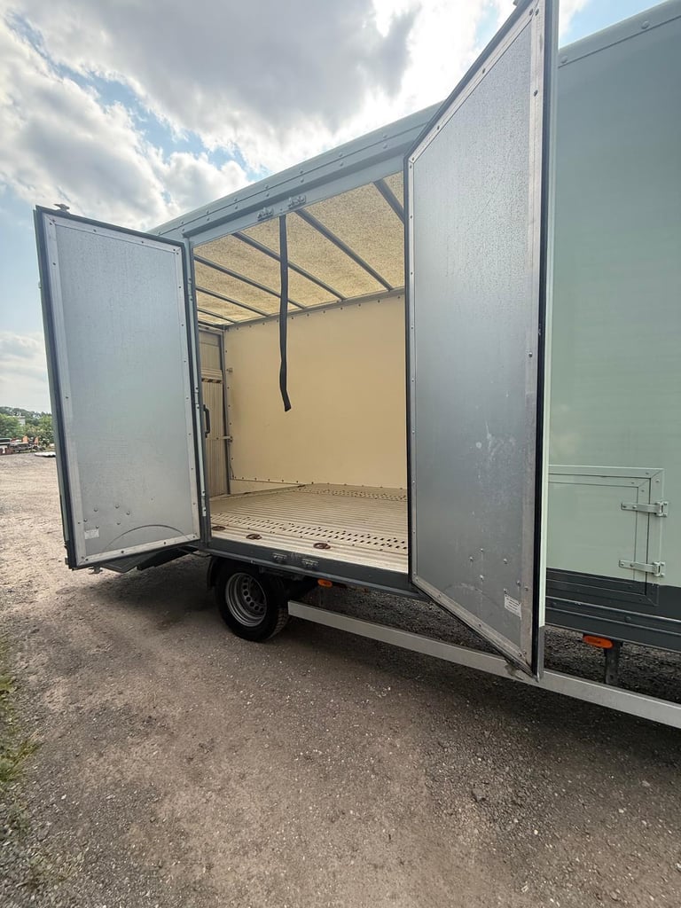 Mercedes Sprinter 2.1 516 Covered vehicle transporter racecar RWD L2 Euro 6