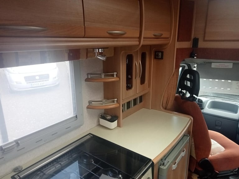 AUTOCRUISE VISTA (STUMPY) 2 BERTH 