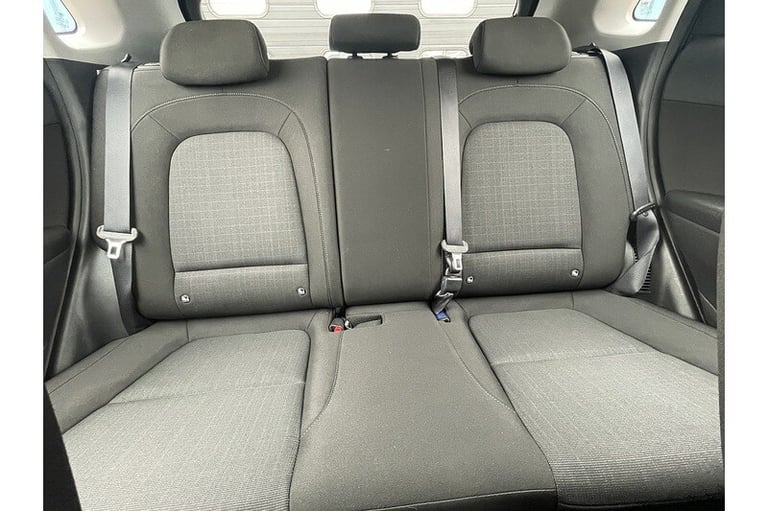 2022 Hyundai KONA T-GDi MHEV SE Connect SUV HYBRID Manual