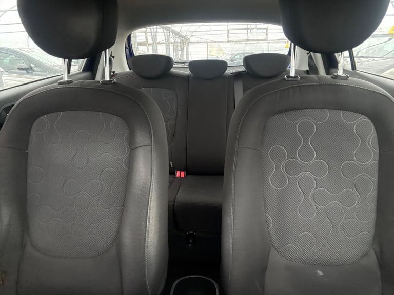 2011 Hyundai i20 1.4 Comfort Euro 5 5dr HATCHBACK Petrol Manual