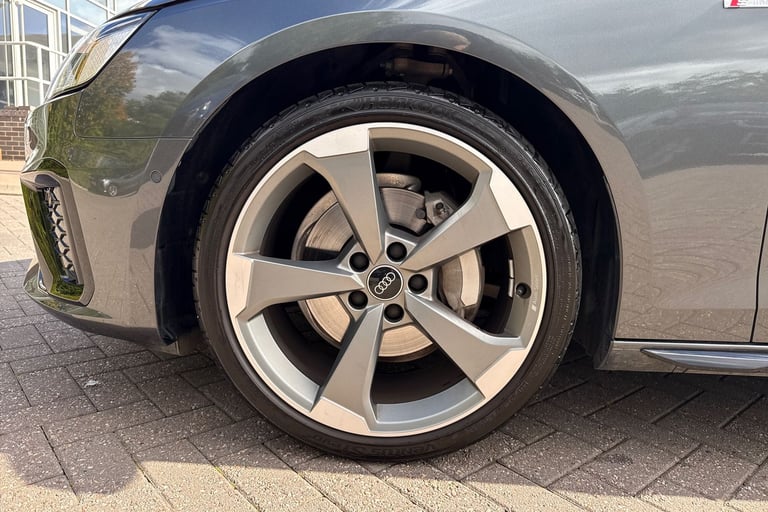 2024 Audi A4 Avant Avant Black Edition 40 TFSI  204 PS S tronic Estate PETROL Automatic