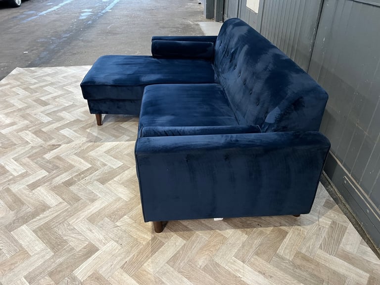 Blue velvet L shape sofa, FREE DELIVERY 