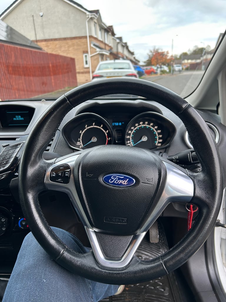 2014 FORD FIESTA ZETEC 5 DR