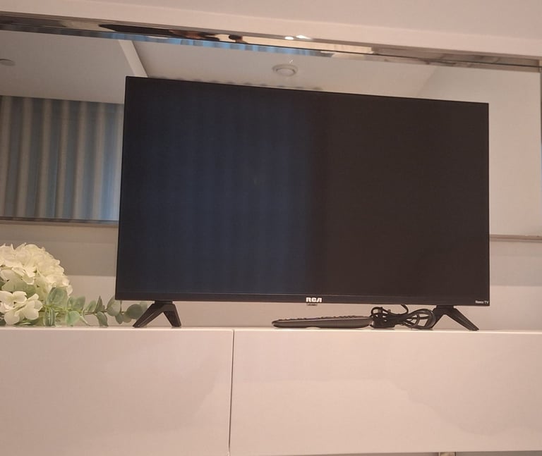 image for Smart tv 32”