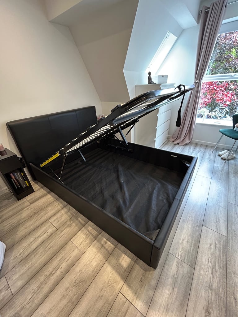 Black Faux Leather Ottoman Double Bed