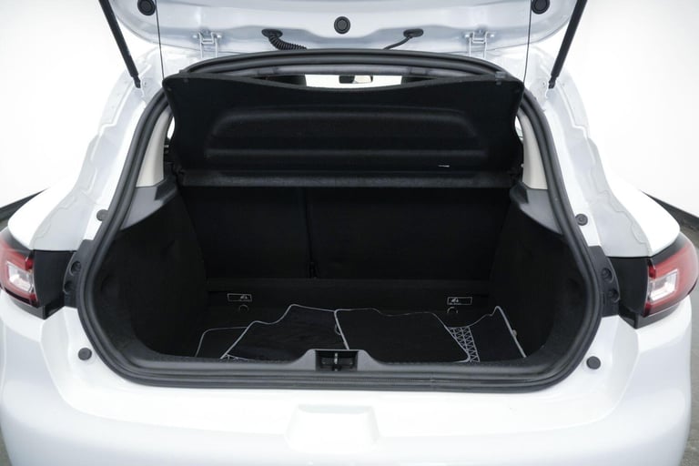  Renault Clio 0.9 TCe Dynamique S Nav Euro 6 (s/s) 5dr Petrol Manual