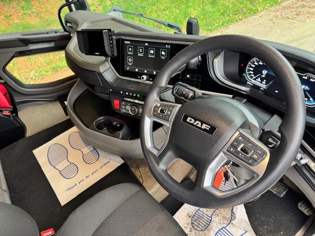 2023 23 DAF XF 480 EURO 6 6X2 TRACTOR UNIT, SLIDER, FRIDGE, MICROWAVE 