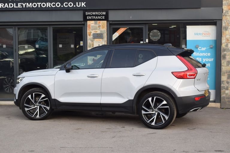 2019 Volvo XC40 2.0 D3 R DESIGN Pro 5dr Geartronic ESTATE DIESEL Automatic