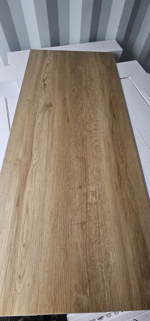 image for Narural Oak Colour Click LVT With Built-in Underlay 