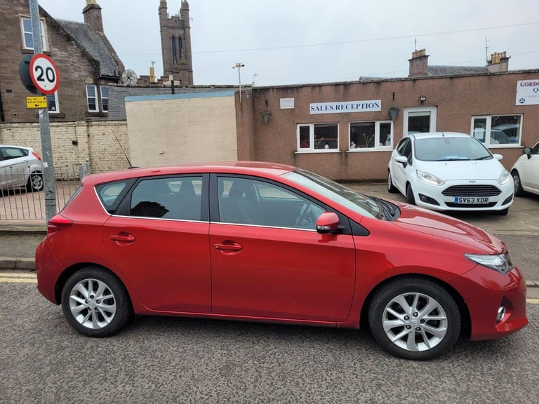 image for TOYOTA AURIS 1.3 Dual VVT-i Icon 2013