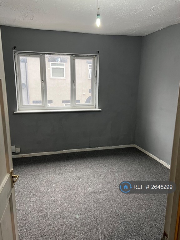 1 bedroom flat in Sutton-In-Ashfield, Sutton-In-Ashfield, NG17 (1 bed) (#2646299)