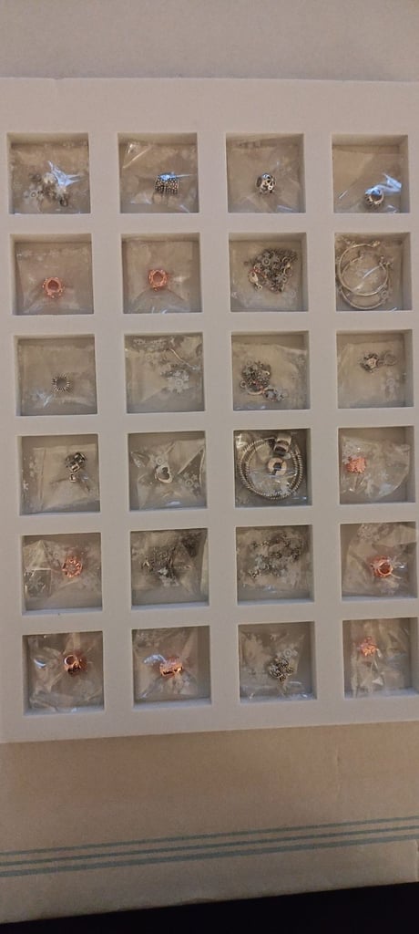 Clear Crystal Jewellery Advent Calendar - Brand New