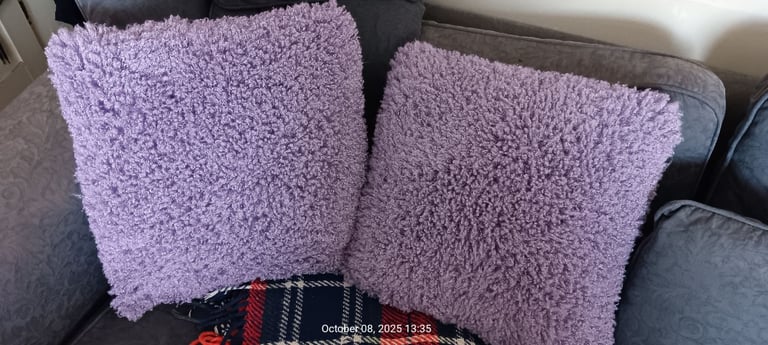 image for Pink fluffy cushions