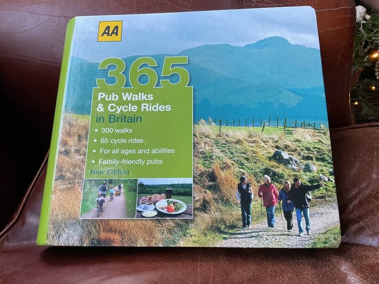 365 maps pub walks and cycle rides in Britain AA great unused condition £10