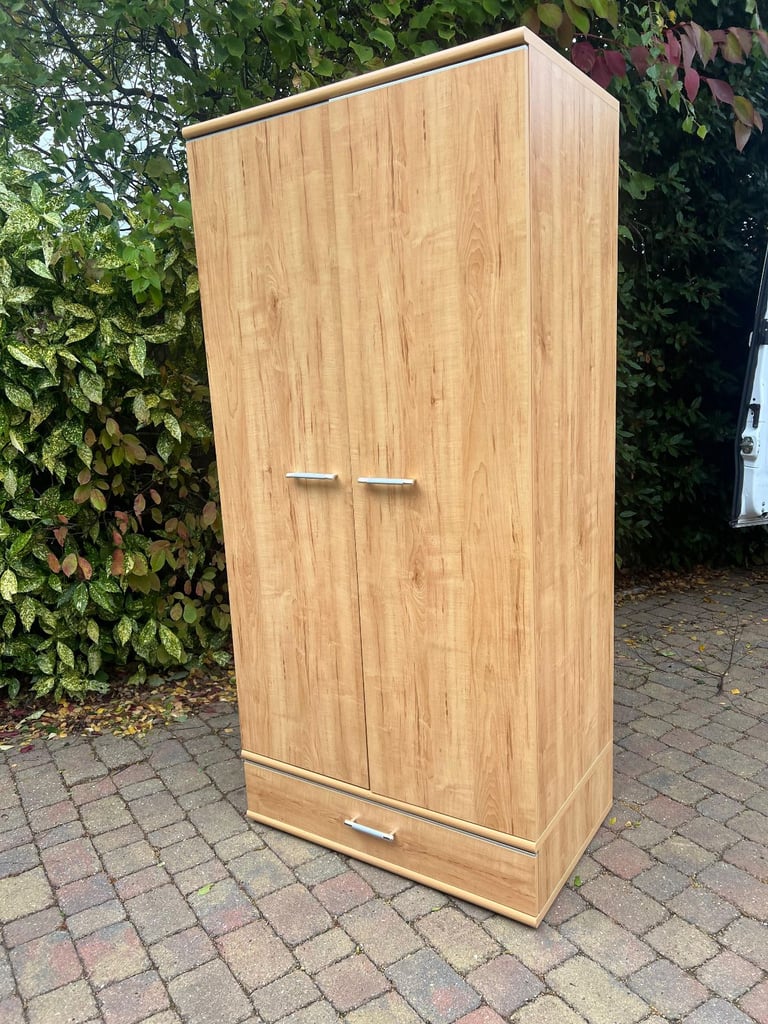 2 door wardrobe