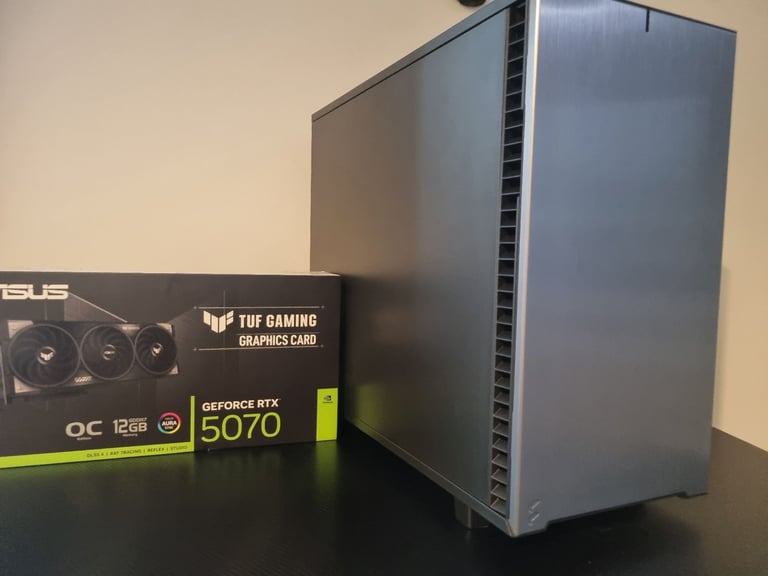 image for BARGAIN GAMING PC VR 4K 32GB DDR5 i7 12700K RTX 5070 7TB CUSTOM WATERCOOLED COMPUTER AI WORKSTATION