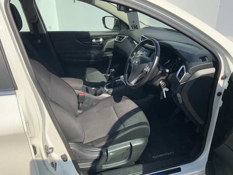 2017 Nissan Qashqai DIG-T Acenta SUV Petrol Manual