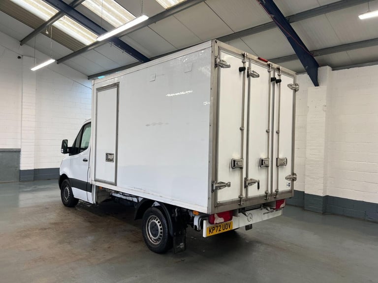 2022 Mercedes-Benz Sprinter 3.5t Progressive Chassis Cab CHASSIS CAB DIESEL Manual