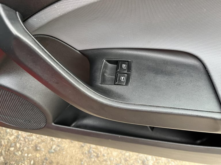 2013 SEAT Ibiza 1.2 S Sport Coupe 3dr Petrol Manual Euro 5 AC (70 ps) Hatchback Petrol Manual