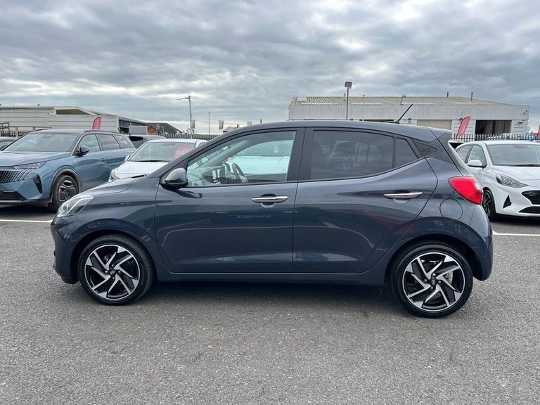 2024 Hyundai i10 1.0 Premium Hatchback 5dr Petrol Auto Euro 6 (s/s) (63 ps) Hatchback PETROL Auto...
