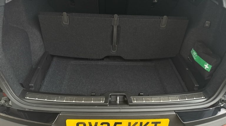 2025 Volvo XC40 Ultra, B3 Mild hybrid, Petrol, Bright Estate Petrol Automatic