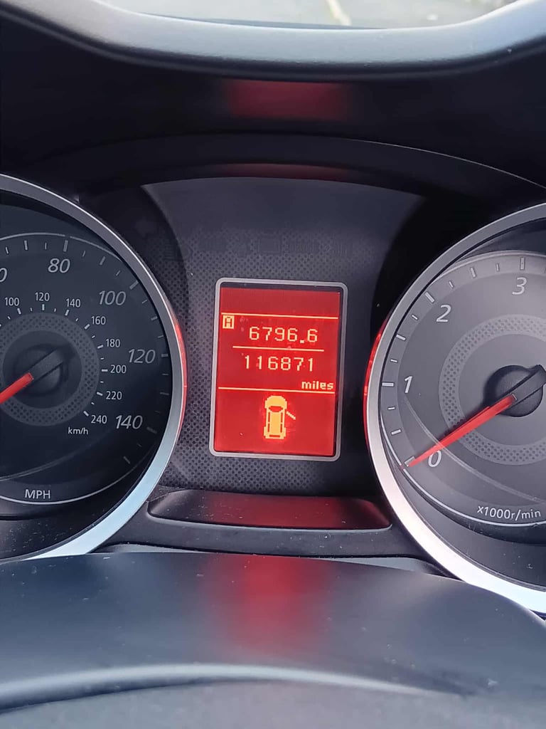 Mitsubishi, LANCER, Hatchback, 2010, Manual, 1968 (cc), 5 doors