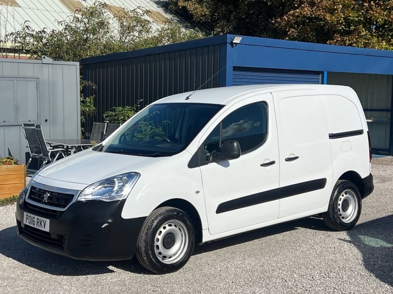 2016 Peugeot Partner 1.6 HDi 850 S Panel Van 4dr Diesel Manual L1 (132 g/km , 92 bhp) Van Diesel ...