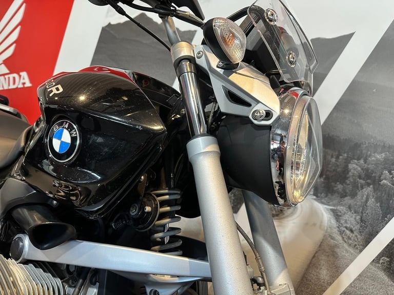 BMW R1200 R 2007 with 35,472 miles 