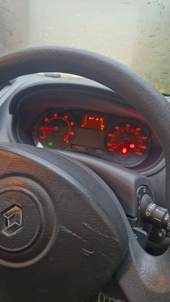 Renault, CLIO, Hatchback, 2008, Manual, 1149 (cc), 3 doors