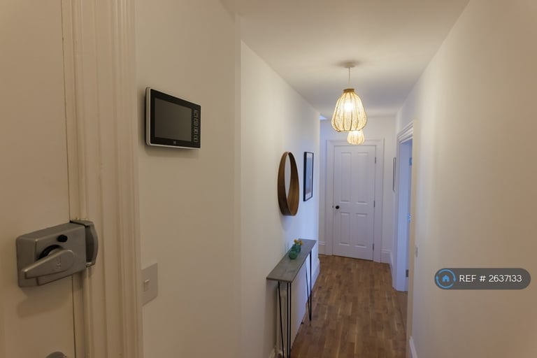 2 bedroom flat in St Augsutines Road, Ramsgate, CT11 (2 bed) (#2637133)