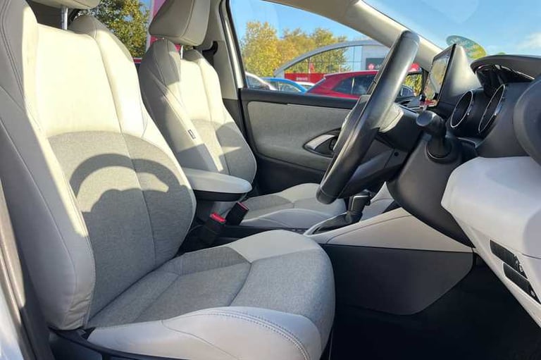 2020 Toyota Yaris 1.5 Hybrid Excel 5dr CVT HATCHBACK PETROL/ELECTRIC Automatic