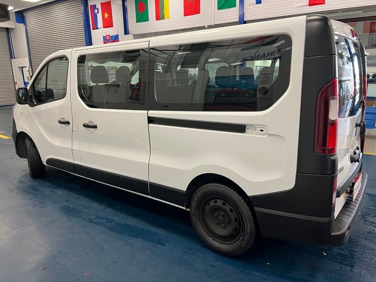 2018 Vauxhall Vivaro L2 1.6CDTI 120PS 9 SEAT LWB MINIBUS (EURO 6) MPV Diesel Manual