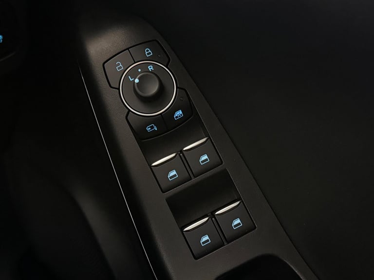 2023 Ford Puma 1.0T EcoBoost MHEV Titanium Euro 6 (s/s) 5dr HATCHBACK Petrol/Electric Hybrid Manual