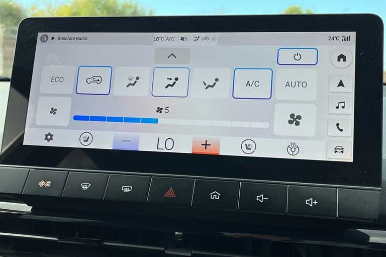 2023 MG MG4 64kWh Trophy Long Range Hatchback 5dr Electric Auto (203 ps) Hatchback Electric Autom...